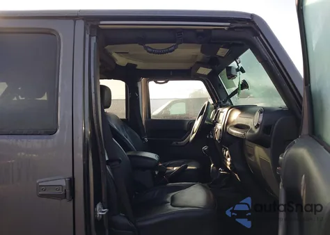 2018 Jeep Wrangler Jk Unlimited Altitude 4X4 z USA, uszkodzony, nr VIN 1C4BJWEG6JL805824